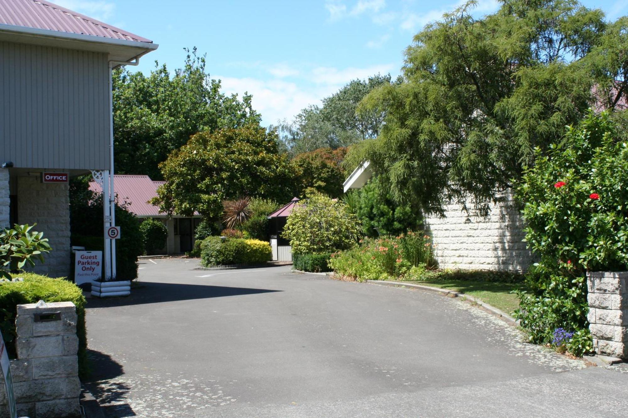 Awatea Park Motel Palmerston North Extérieur photo