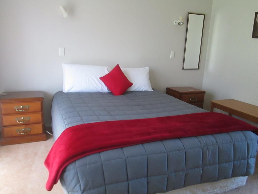 Awatea Park Motel Palmerston North Extérieur photo